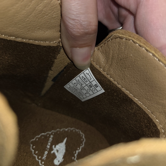 Rocket Dog Tan Suede Ankle Boots Womens Size 8.5 - Picture 7 of 7